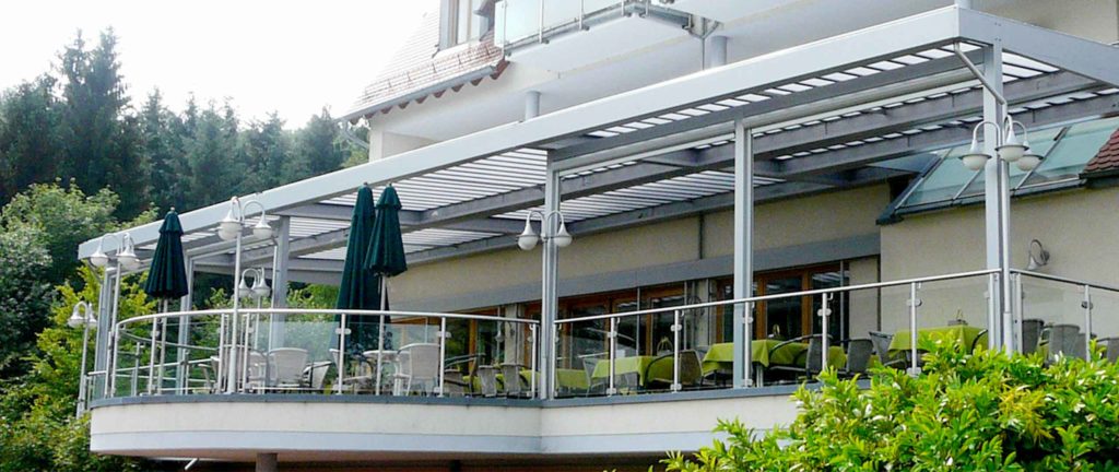 Vario Kielgast Lamellendach Gastronomie