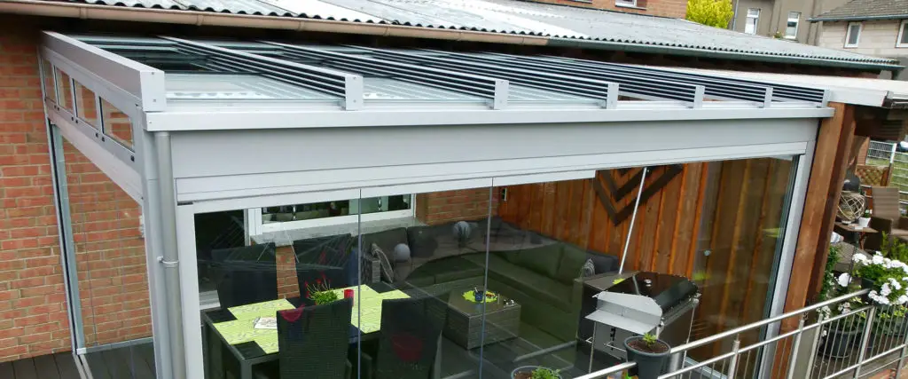 Glasschiebedach mit Entwässerungssystem