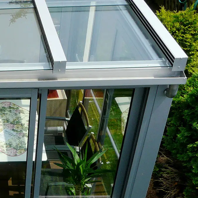 Terrassenüberdachung mit integrierter Dachrinne